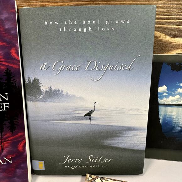 Grief Healing Book Bundle Set Faith Based Christian Encouragement Lot of 4 Loss - Picture 3 of 9